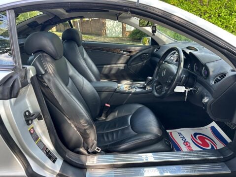 Mercedes-Benz SL Series 3.5 SL350 7G-Tronic 2dr 17