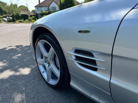 Mercedes-Benz SL Series 3.5 SL350 7G-Tronic 2dr 22