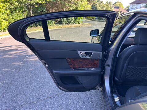 Jaguar XF 3.0 V6 Premium Luxury Auto Euro 4 4dr 62