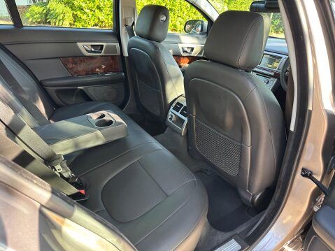 Jaguar XF 3.0 V6 Premium Luxury Auto Euro 4 4dr 81