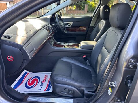 Jaguar XF 3.0 V6 Premium Luxury Auto Euro 4 4dr 86