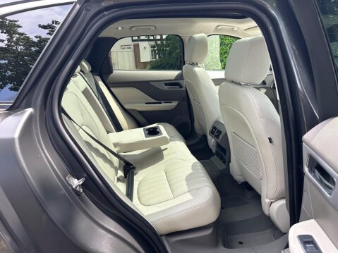 Jaguar F-Pace 2.0 D180 Portfolio Auto AWD Euro 6 (s/s) 5dr 12