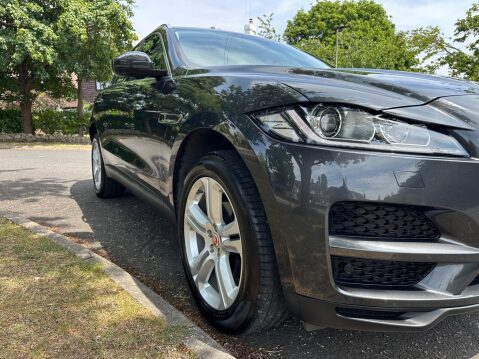 Jaguar F-Pace 2.0 D180 Portfolio Auto AWD Euro 6 (s/s) 5dr 29