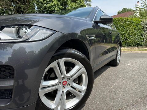 Jaguar F-Pace 2.0 D180 Portfolio Auto AWD Euro 6 (s/s) 5dr 56