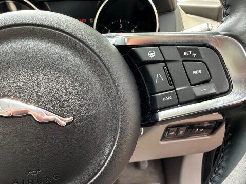 Jaguar F-Pace 2.0 D180 Portfolio Auto AWD Euro 6 (s/s) 5dr 69