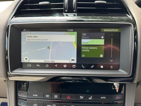 Jaguar F-Pace 2.0 D180 Portfolio Auto AWD Euro 6 (s/s) 5dr 73