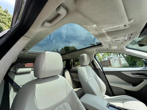 Jaguar F-Pace 2.0 D180 Portfolio Auto AWD Euro 6 (s/s) 5dr 76