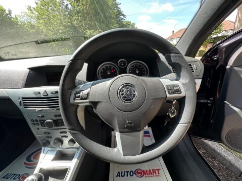 Vauxhall Astra 1.8i 16v SRi Sport Hatch 3dr 16