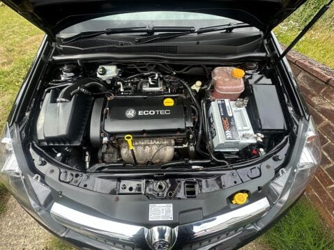 Vauxhall Astra 1.8i 16v SRi Sport Hatch 3dr 15