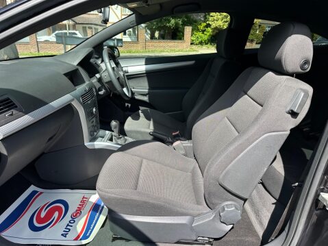 Vauxhall Astra 1.8i 16v SRi Sport Hatch 3dr 18