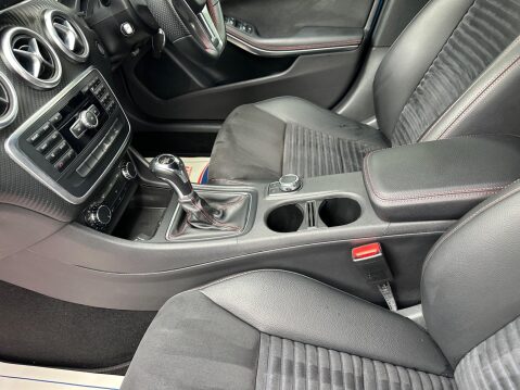 Mercedes-Benz A Class 1.6 A200 BlueEfficiency AMG Sport Euro 6 (s/s) 5dr 89