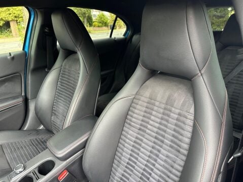 Mercedes-Benz A Class 1.6 A200 BlueEfficiency AMG Sport Euro 6 (s/s) 5dr 81