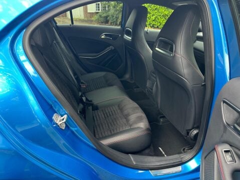 Mercedes-Benz A Class 1.6 A200 BlueEfficiency AMG Sport Euro 6 (s/s) 5dr 82