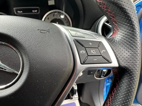 Mercedes-Benz A Class 1.6 A200 BlueEfficiency AMG Sport Euro 6 (s/s) 5dr 73