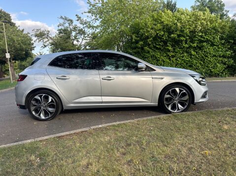 Renault Megane 1.2 TCe Signature Nav Euro 6 (s/s) 5dr 6
