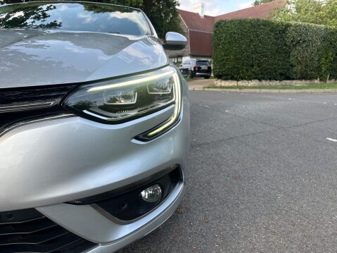 Renault Megane 1.2 TCe Signature Nav Euro 6 (s/s) 5dr 38