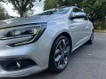 Renault Megane 1.2 TCe Signature Nav Euro 6 (s/s) 5dr 44