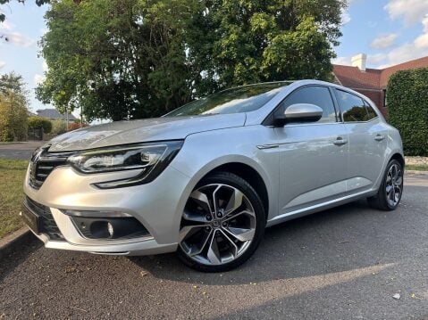 Renault Megane 1.2 TCe Signature Nav Euro 6 (s/s) 5dr 47