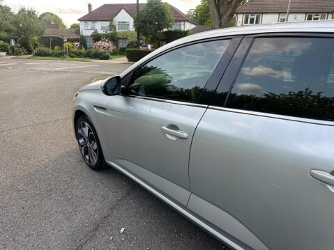 Renault Megane 1.2 TCe Signature Nav Euro 6 (s/s) 5dr 59