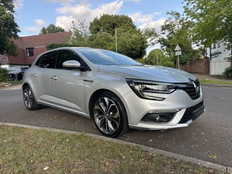 Renault Megane 1.2 TCe Signature Nav Euro 6 (s/s) 5dr 7