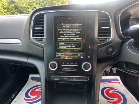 Renault Megane 1.2 TCe Signature Nav Euro 6 (s/s) 5dr 73