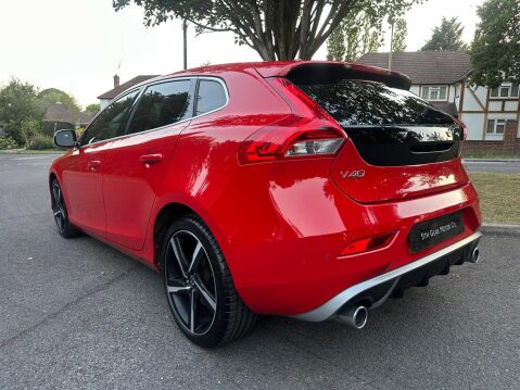 Volvo V40 1.6 T3 R-Design Nav Euro 5 (s/s) 5dr 26