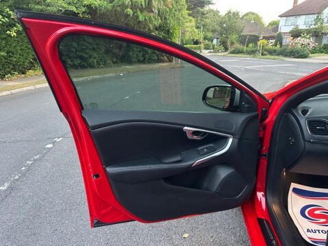 Volvo V40 1.6 T3 R-Design Nav Euro 5 (s/s) 5dr 65