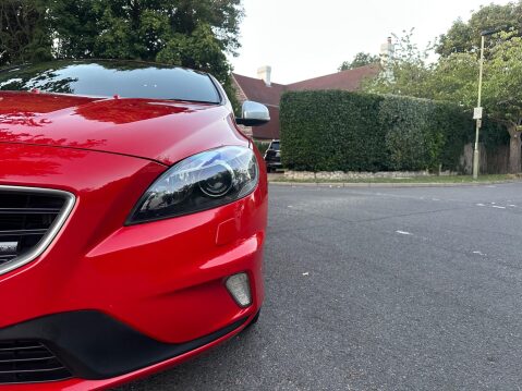 Volvo V40 1.6 T3 R-Design Nav Euro 5 (s/s) 5dr 33