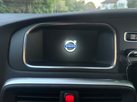 Volvo V40 1.6 T3 R-Design Nav Euro 5 (s/s) 5dr 84