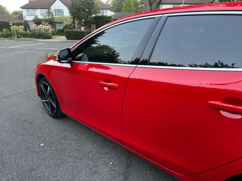 Volvo V40 1.6 T3 R-Design Nav Euro 5 (s/s) 5dr 57