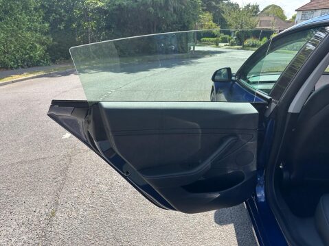 Tesla Model 3 (Dual Motor) Performance Auto 4WDE 4dr (Performance Upgrade) 60