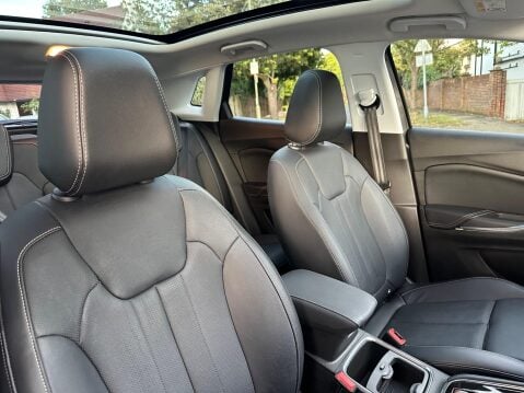 Vauxhall Grandland X 1.2 Turbo Elite Nav Premium Auto Euro 6 (s/s) 5dr 66