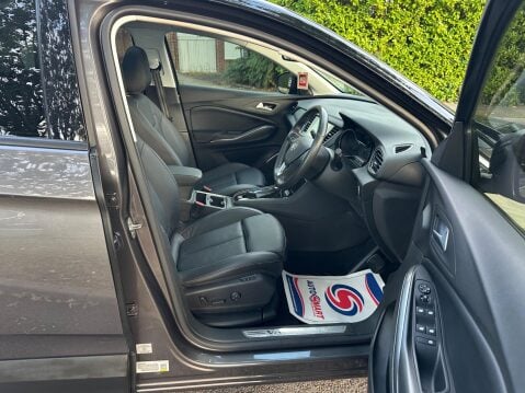 Vauxhall Grandland X 1.2 Turbo Elite Nav Premium Auto Euro 6 (s/s) 5dr 65