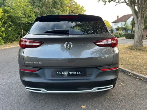 Vauxhall Grandland X 1.2 Turbo Elite Nav Premium Auto Euro 6 (s/s) 5dr 32