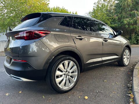 Vauxhall Grandland X 1.2 Turbo Elite Nav Premium Auto Euro 6 (s/s) 5dr 5