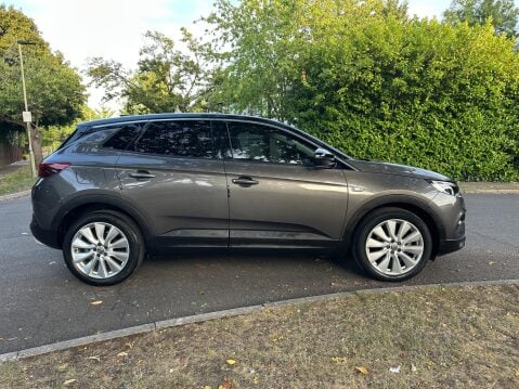 Vauxhall Grandland X 1.2 Turbo Elite Nav Premium Auto Euro 6 (s/s) 5dr 6