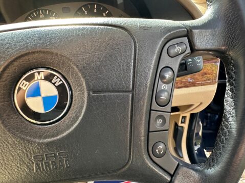 BMW 5 Series 2.5 523i SE 4dr 55