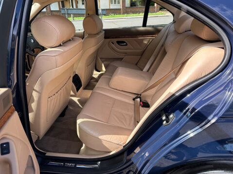 BMW 5 Series 2.5 523i SE 4dr 11