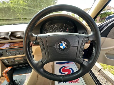 BMW 5 Series 2.5 523i SE 4dr 13