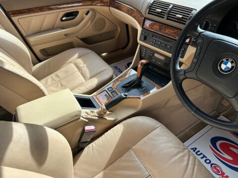 BMW 5 Series 2.5 523i SE 4dr 59