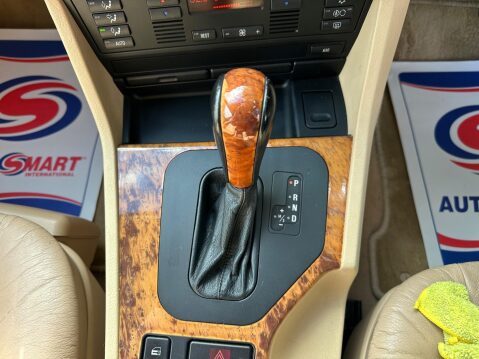 BMW 5 Series 2.5 523i SE 4dr 57