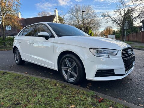 Audi A3 1.5 TFSI CoD 35 SE Technik Sportback S Tronic Euro 6 (s/s) 5dr 8