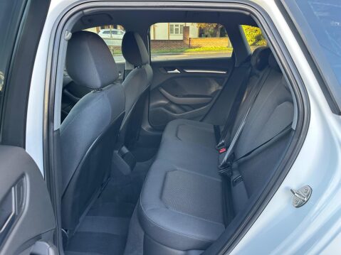 Audi A3 1.5 TFSI CoD 35 SE Technik Sportback S Tronic Euro 6 (s/s) 5dr 73