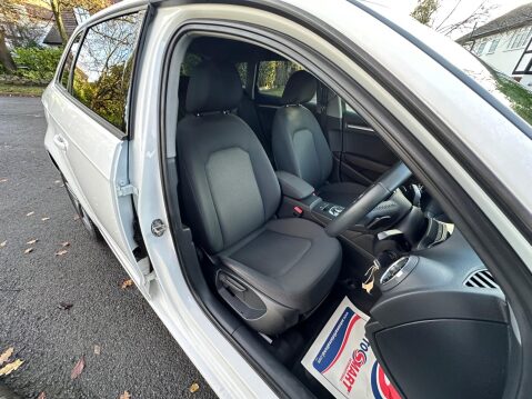 Audi A3 1.5 TFSI CoD 35 SE Technik Sportback S Tronic Euro 6 (s/s) 5dr 4