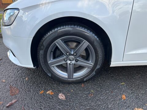 Audi A3 1.5 TFSI CoD 35 SE Technik Sportback S Tronic Euro 6 (s/s) 5dr 49