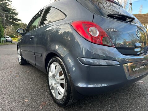 Vauxhall Corsa 1.4i 16v Design 3dr (a/c) 35