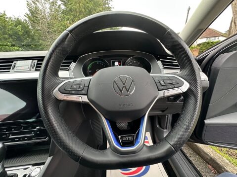 Volkswagen Passat 1.4 TSI 13kWh GTE DSG Euro 6 (s/s) 4dr 19