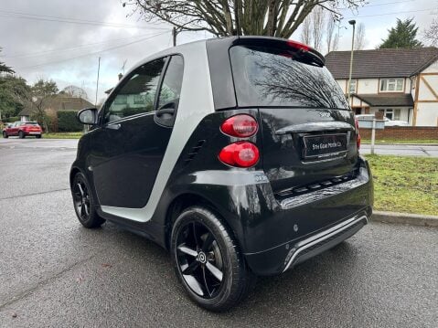 Smart Fortwo Coupe 1.0 Grandstyle SoftTouch Euro 5 2dr 25