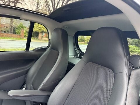 Smart Fortwo Coupe 1.0 Grandstyle SoftTouch Euro 5 2dr 75