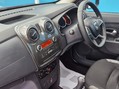 Dacia Sandero Stepway 0.9 TCe Ambiance Euro 6 (s/s) 5dr 17